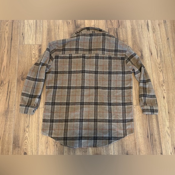 Misguided Shacket US 4 - Picture 3 of 3